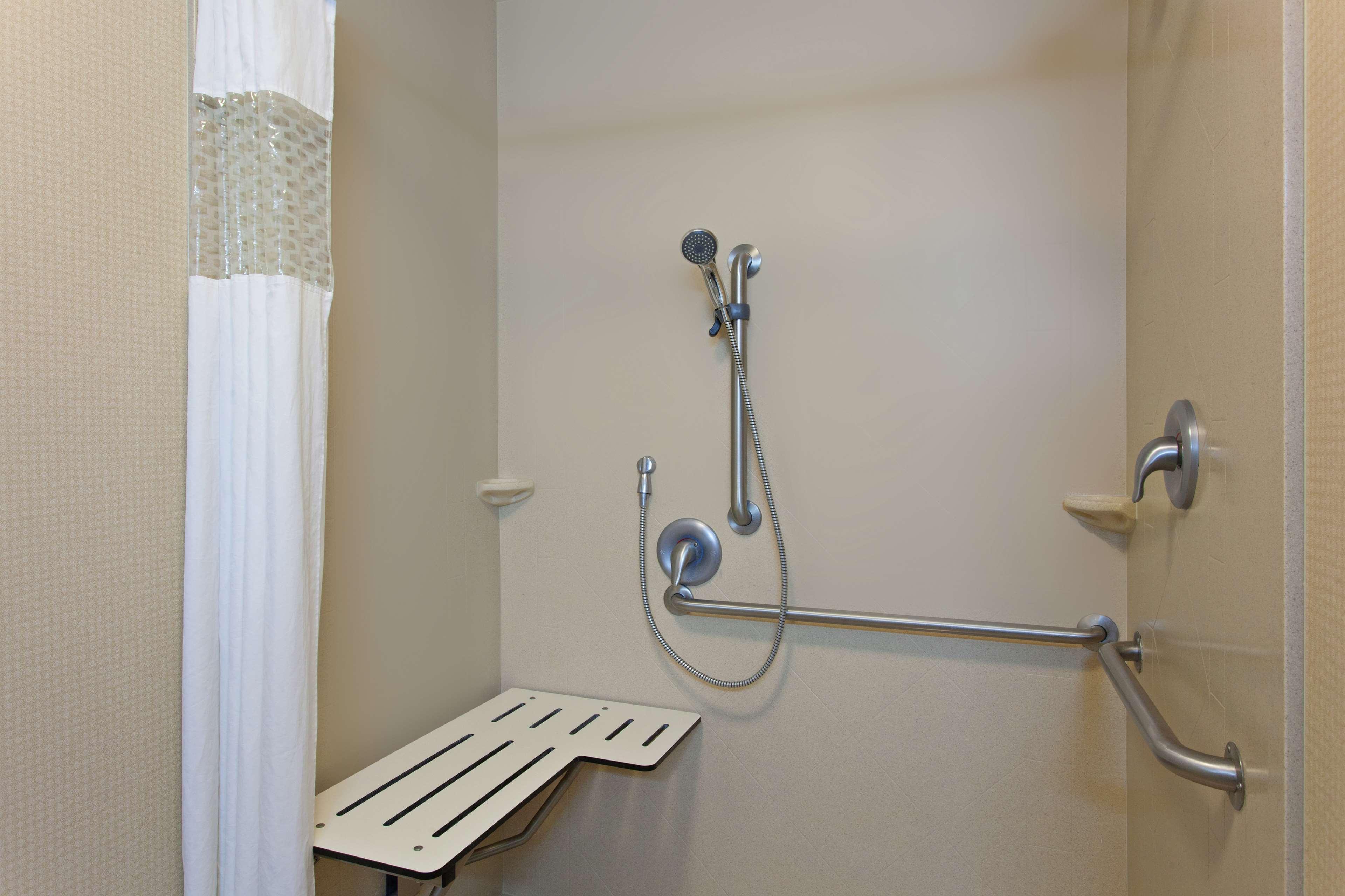 Hampton Inn & Suites Fresno - Northwest Herndon Exteriör bild