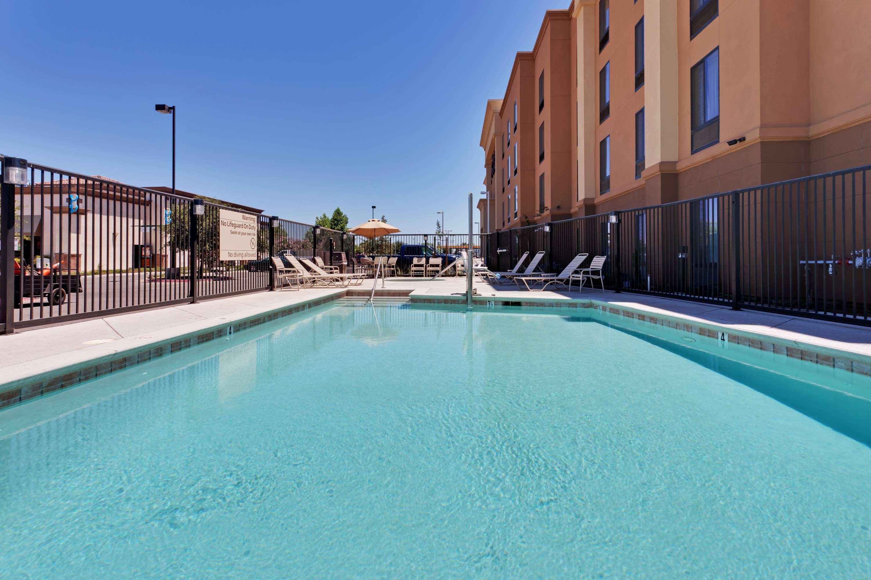 Hampton Inn & Suites Fresno - Northwest Herndon Bekvämligheter bild