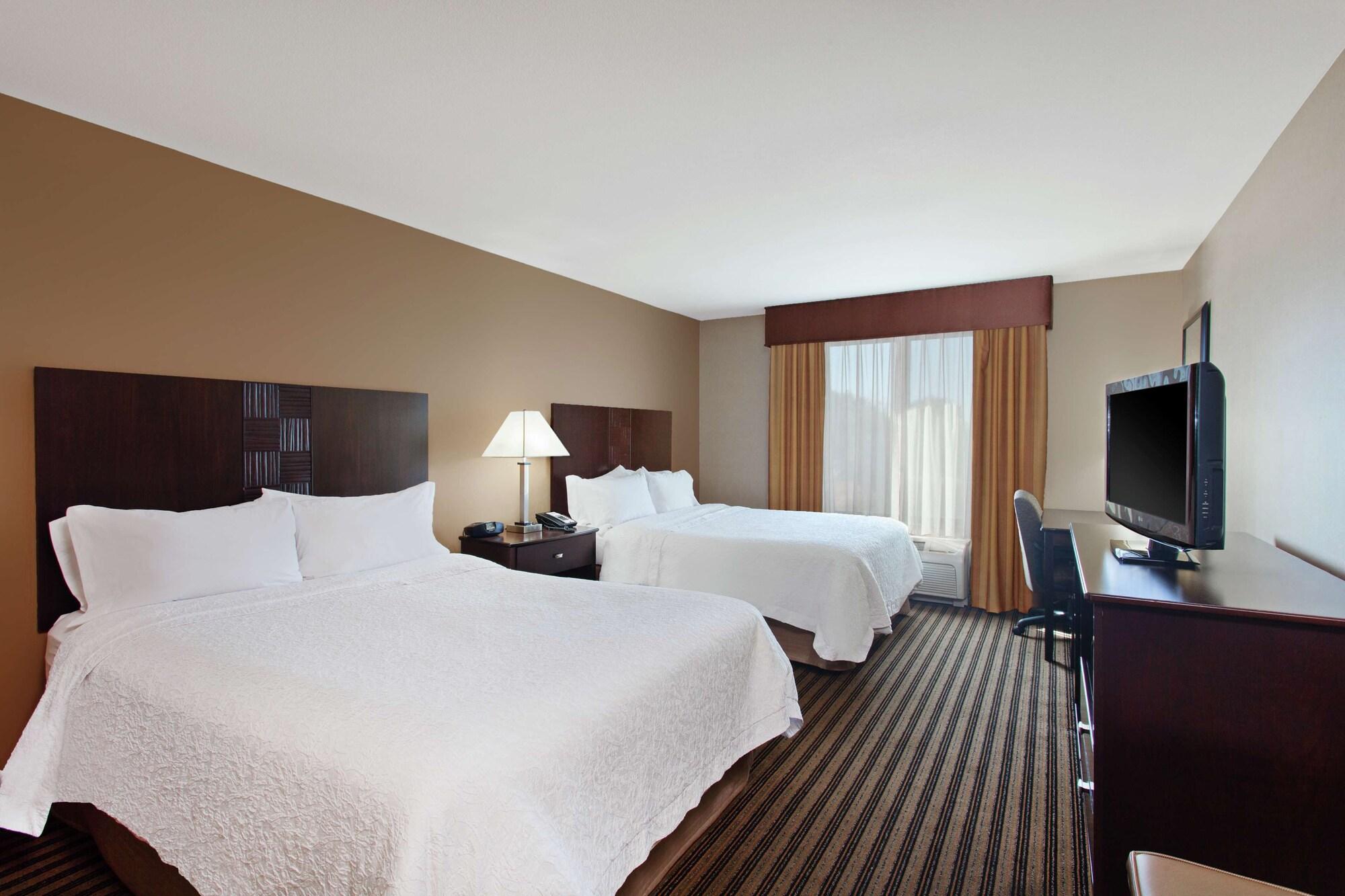 Hampton Inn & Suites Fresno - Northwest Herndon Exteriör bild