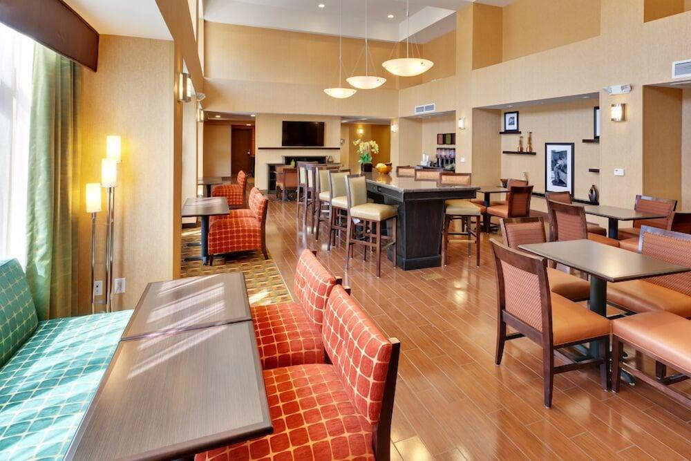 Hampton Inn & Suites Fresno - Northwest Herndon Exteriör bild