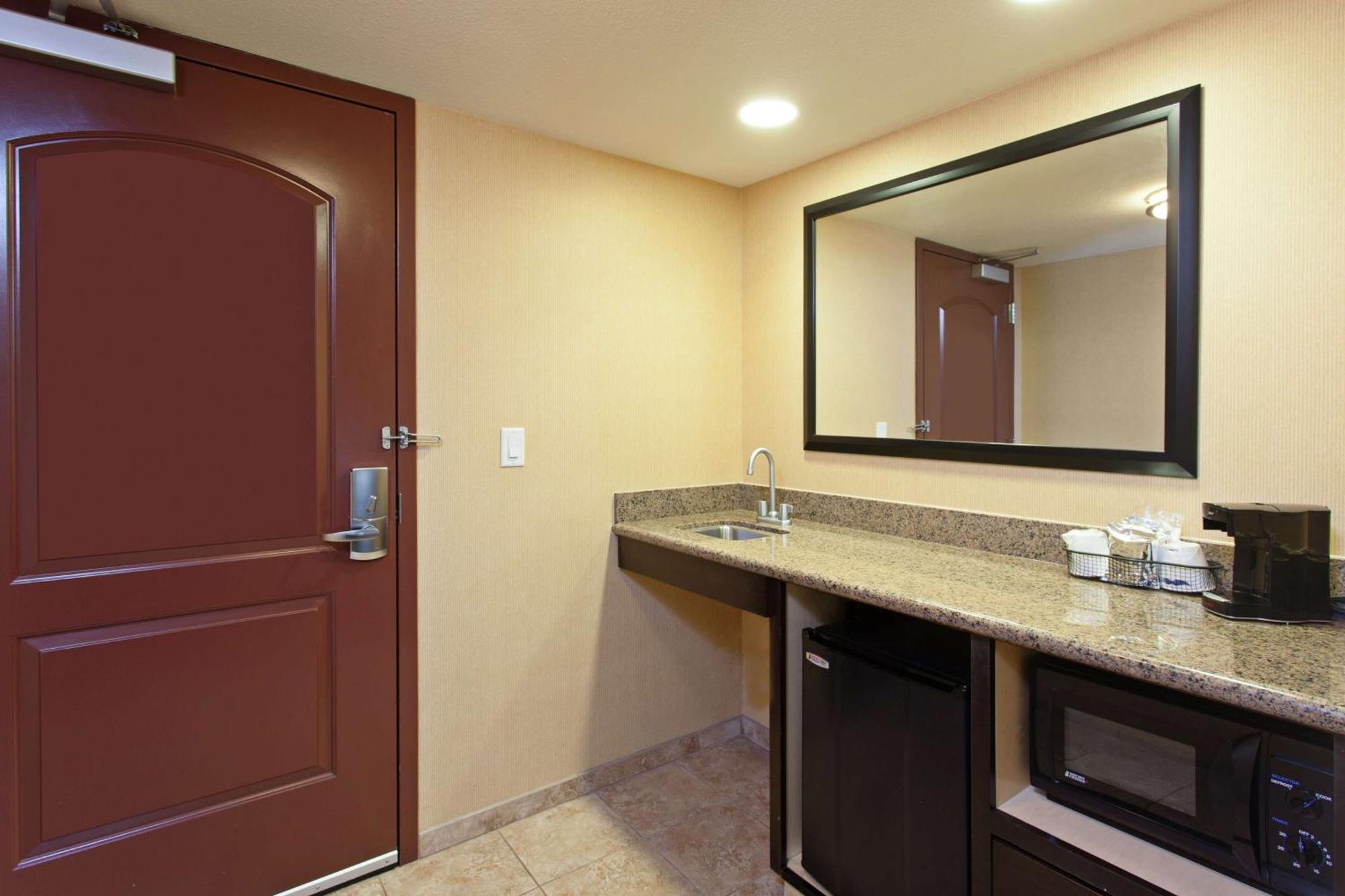 Hampton Inn & Suites Fresno - Northwest Herndon Exteriör bild