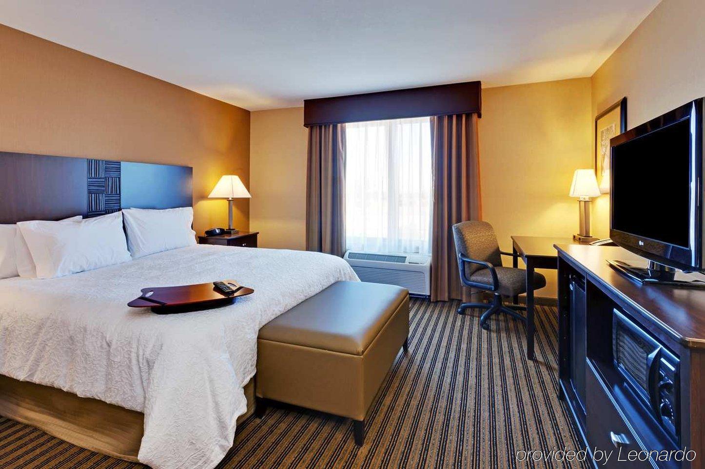 Hampton Inn & Suites Fresno - Northwest Herndon Rum bild